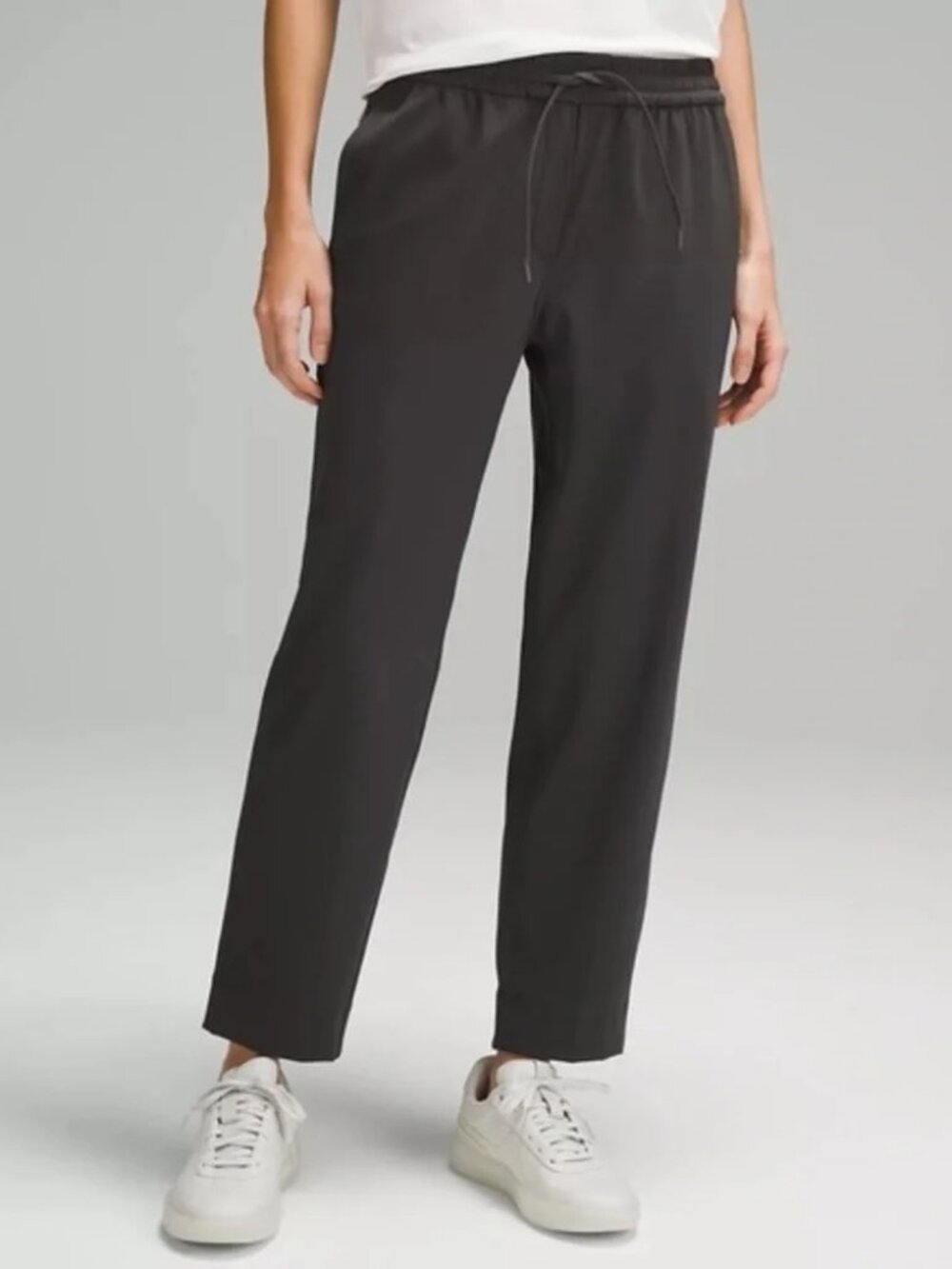 Lululemon Luxtreme Tapered-Leg Mid-Rise Pant 7/8 Length